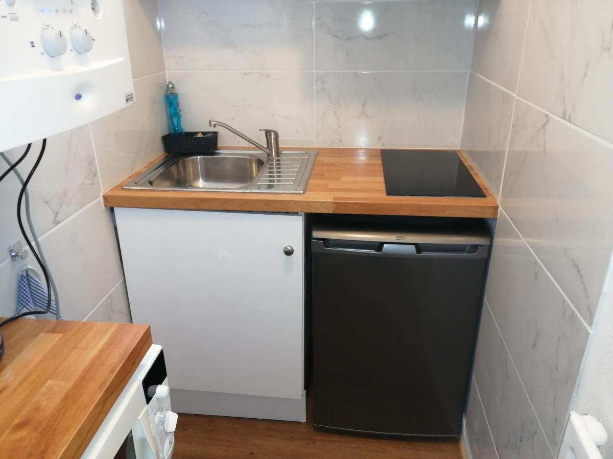 Chaleureux Studio Tout Confort Orléans Kültér fotó